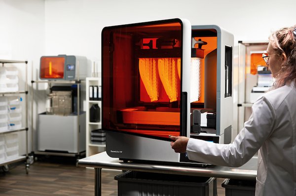 Formlabs 2024_Form 4L and Form 4BL_Media_009.jpg