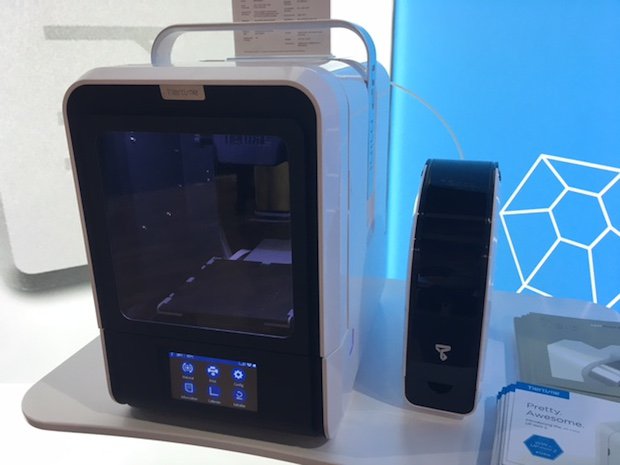 Tiertime unveils UP mini 2 3D printer at CES - IMG 06951